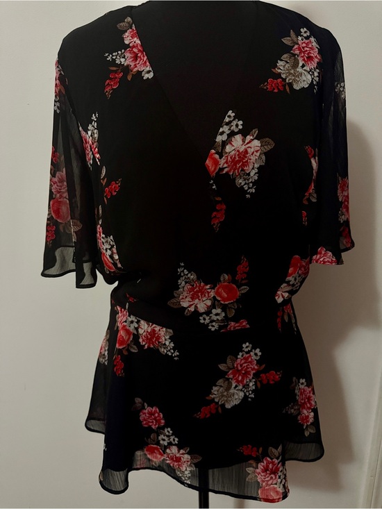 City Chic Tops - City Chic Women’s Short Sleeve Black Floral Wrap Blouse-size 12